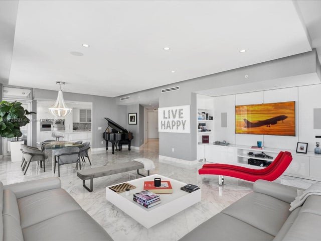 5 of 72 - 1425 Brickell Ave 52bc, Miami, FL