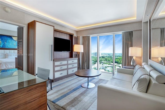 2 of 17 - 551 N Fort Lauderdale Beach Blvd R2201, Fort Lauderdale, FL