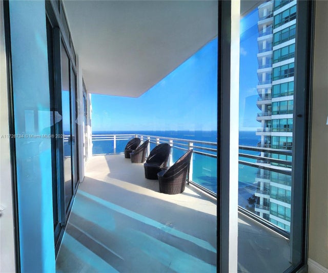 4 of 67 - 3535 S Ocean Dr 2805, Hollywood, FL