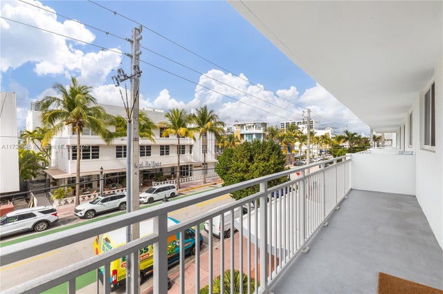 2 of 36 - 345 Ocean Dr 304, Miami Beach, FL