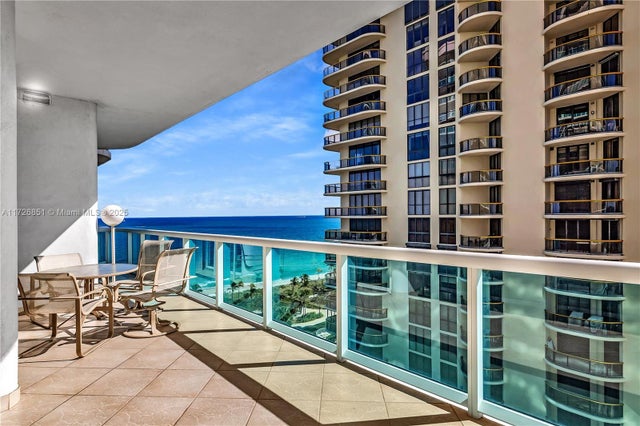 5 of 92 - 10101 Collins Ave 11d+cabana, Bal Harbour, FL