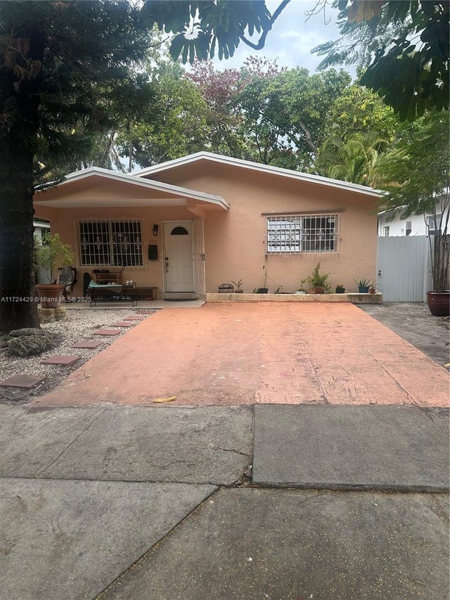 5 of 32 - 133 Ne 48th St, Miami, FL