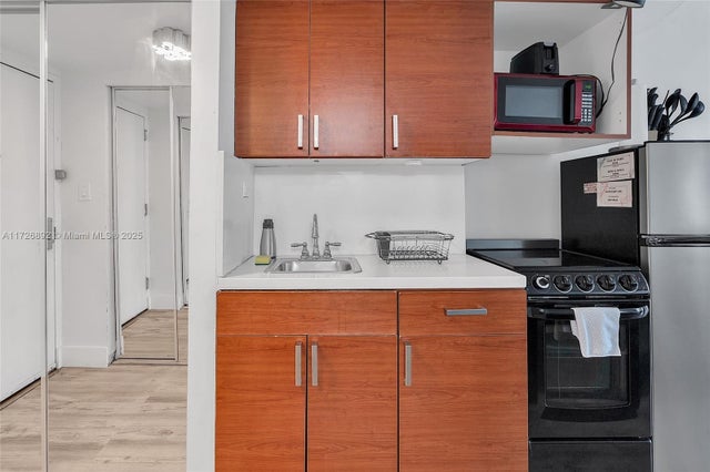 4 of 41 - 19201 Collins Ave 439, Sunny Isles Beach, FL