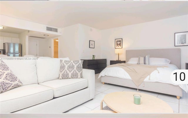 1 of 8 - 2301 Collins Ave 423, Miami Beach, FL