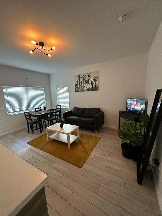 2 of 6 - 1450 Meridian Ave 107, Miami Beach, FL