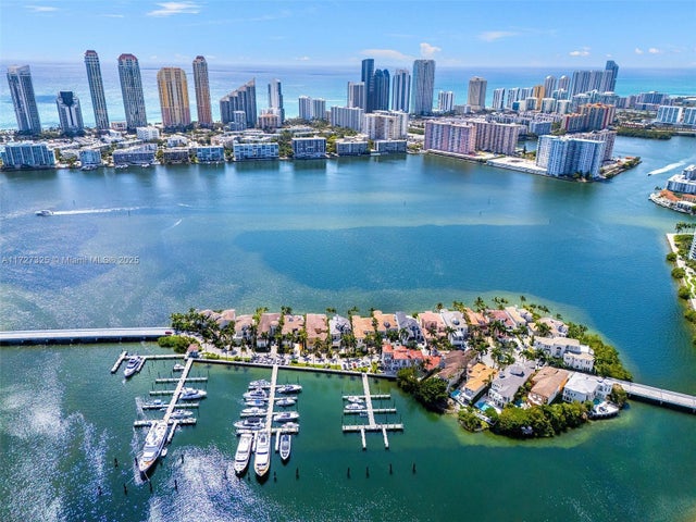 3 of 40 - 3914 Island Estates Dr, Aventura, FL