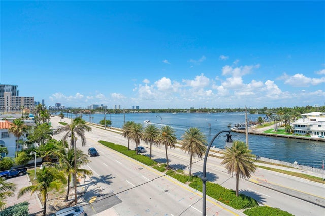 2 of 36 - 211 S Ocean Dr 505, Hollywood, FL