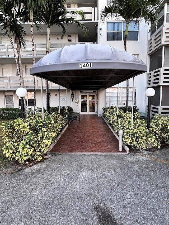 3 of 28 - 1401 Ne Miami Gardens Dr 892, Miami, FL