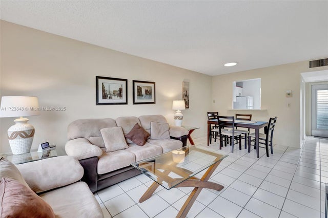 5 of 26 - 4411 Nw 16th St F107, Lauderhill, FL