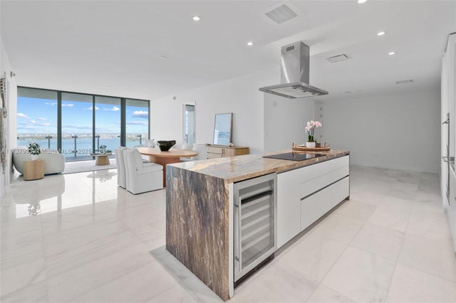 2 of 70 - 700 Ne 26 Ter 3602, Miami, FL