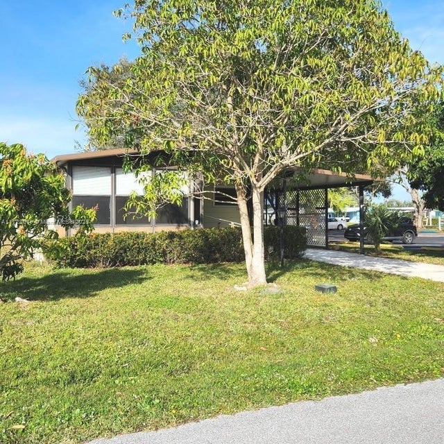 2 of 20 - 2847 Sw Thunderbird Trl, Stuart, FL