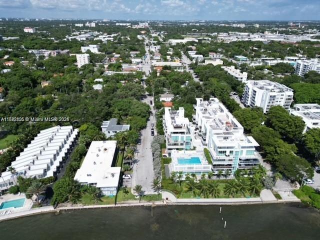 3 of 18 - 711 Ne 61st St, Miami, FL