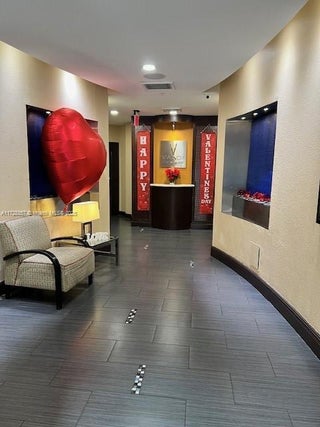 Photo of Listing #A11728357