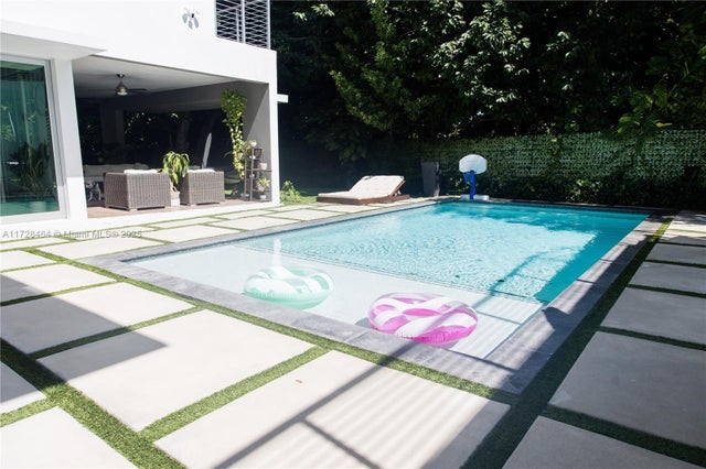 2 of 34 - 6790 Sw 72 Street, South Miami, FL