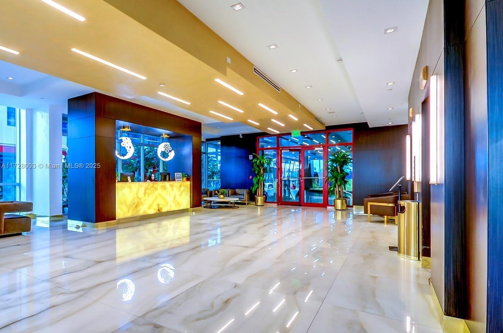 777 N Ocean Dr N305, Hollywood