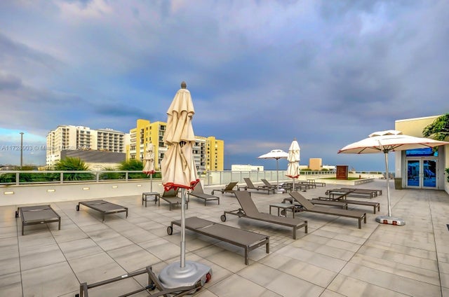 5 of 27 - 777 N Ocean Dr N305, Hollywood, FL