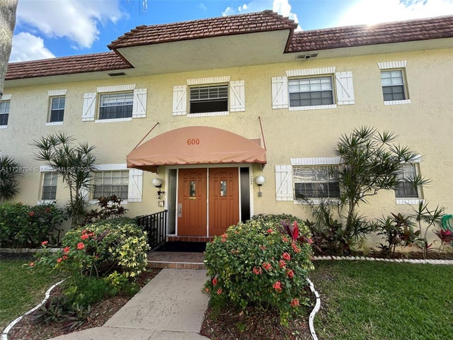 4 of 69 - 5620 Sw 3rd Pl 204, Margate, FL