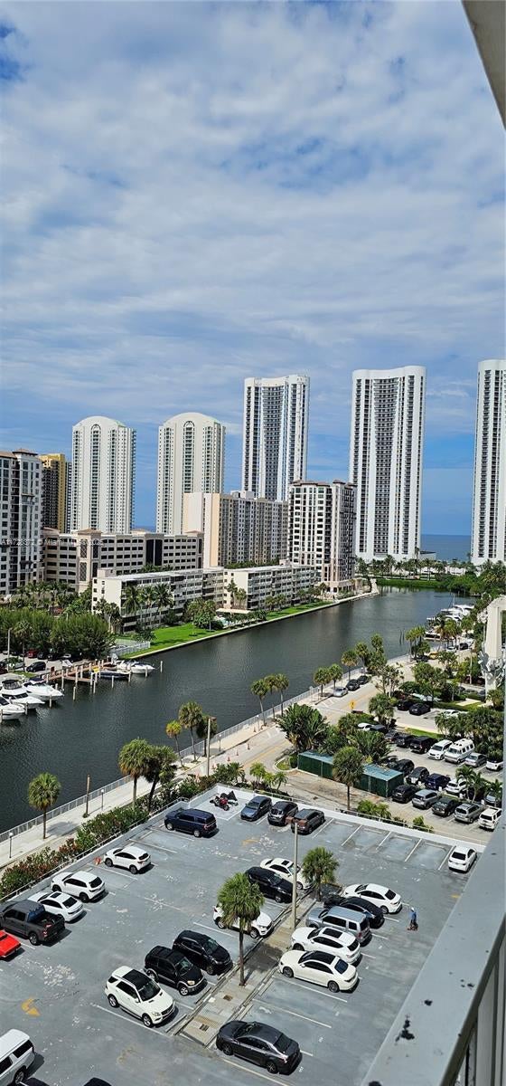 2 of 16 - 500 Bayview Dr 1117, Sunny Isles Beach, FL