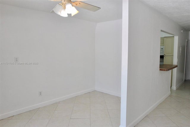 5 of 17 - 641 Espanola Way 2, Miami Beach, FL