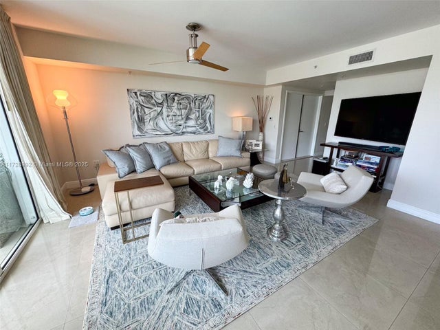 4 of 28 - 19400 Turnberry Way 412, Aventura, FL