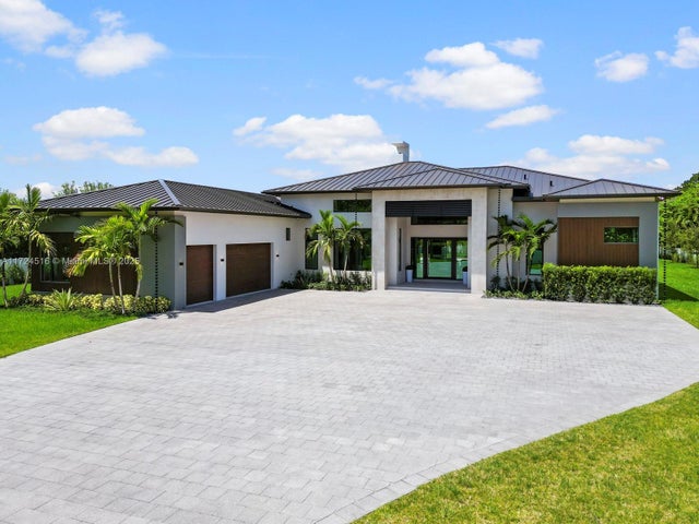 1 of 58 - 12025 Sw 46th St, Miami, FL