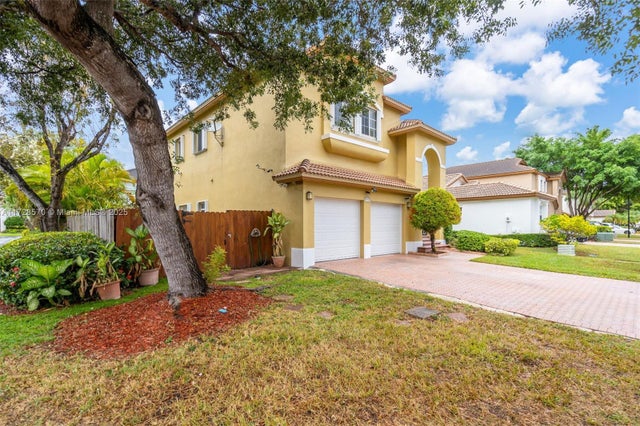 2 of 40 - 9793 Nw 29th Ter, Doral, FL