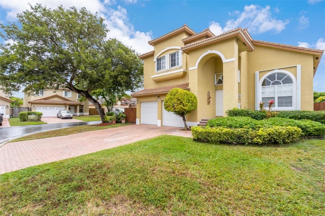 3 of 40 - 9793 Nw 29th Ter, Doral, FL