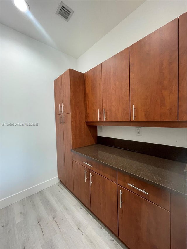 5 of 27 - 412 Sw 13th Ter 412, Fort Lauderdale, FL