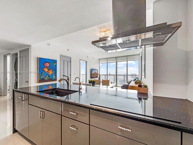 3 of 24 - 495 Brickell Ave 5203, Miami, FL