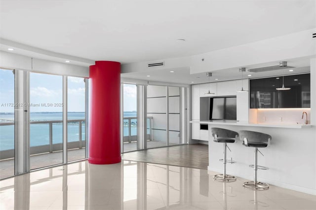 5 of 40 - 2127 Brickell Ave 1701, Miami, FL