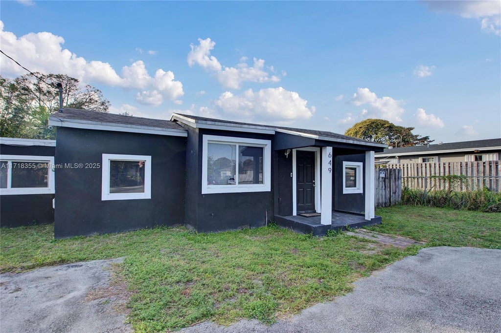 649 Nw 24th Ave, Fort Lauderdale