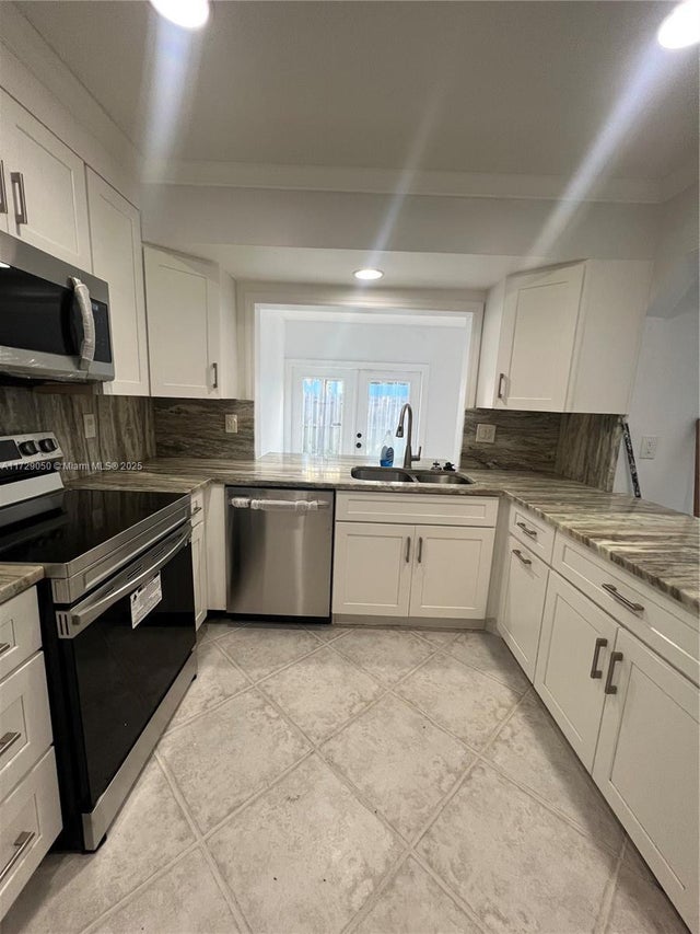 2 of 17 - 1156 Block Island Rd, Wellington, FL
