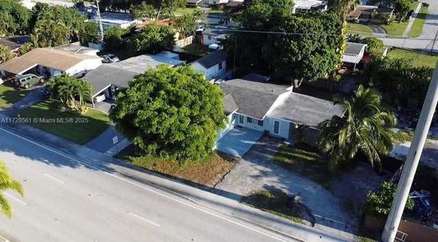 2 of 25 - 6570 Sheridan St, Hollywood, FL