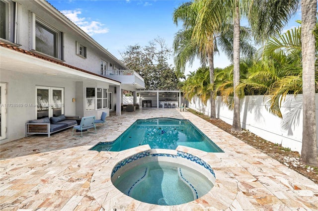 1 of 56 - 15263 Sw 141 St, Miami, FL