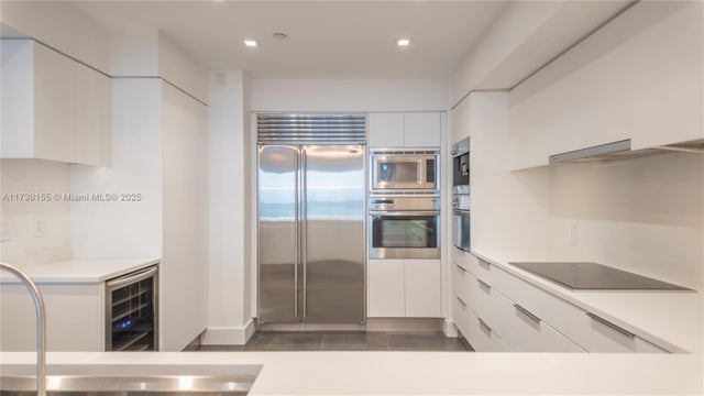 3 of 15 - 1331 Brickell Bay Dr 3307, Miami, FL