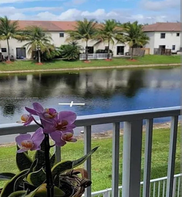 3 of 8 - 8930 Nw 97th Ave 202, Doral, FL