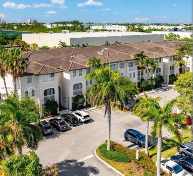 4 of 8 - 8930 Nw 97th Ave 202, Doral, FL