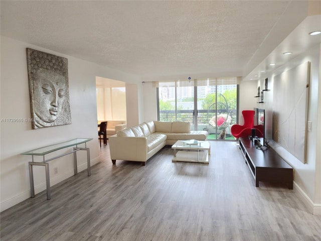3 of 82 - 3500 Mystic Pointe Dr 401, Aventura, FL