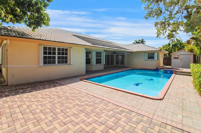 1 of 33 - 13850 Sw 153rd Pl, Miami, FL
