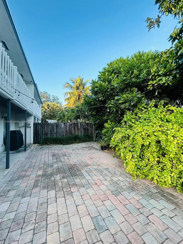 5 of 28 - 2821 N 38th Ave 2821, Hollywood, FL