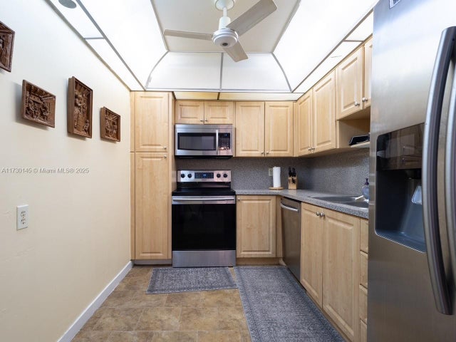3 of 16 - 1000 Saint Charles Pl 601, Pembroke Pines, FL