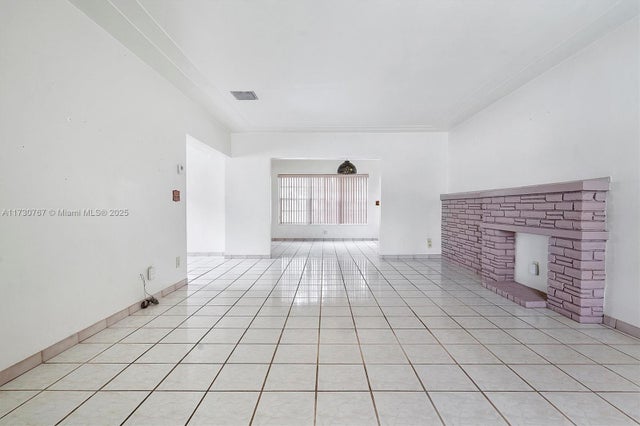 4 of 26 - 9573 Carlyle Ave, Surfside, FL