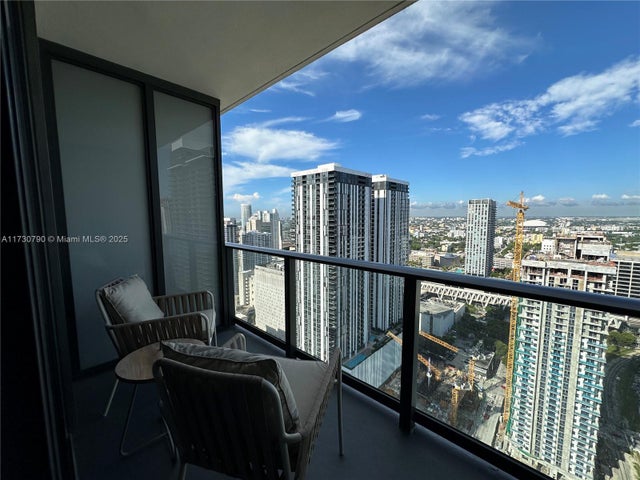 1 of 19 - 601 Ne 1st Ave 3704, Miami, FL