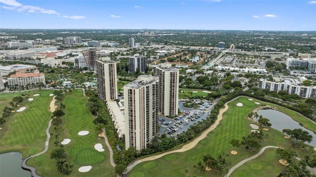 2 of 32 - 20301 W Country Club Dr Ph25, Aventura, FL