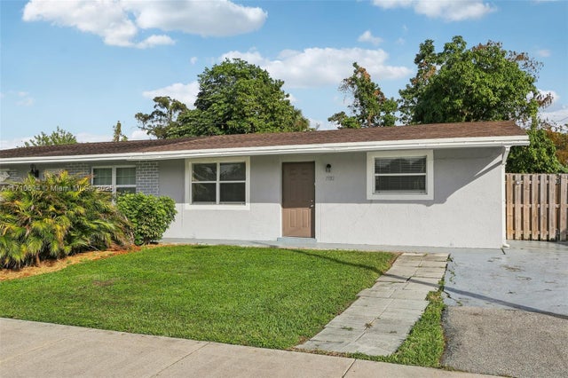 2 of 31 - 1932 Sw 69th Ave, North Lauderdale, FL