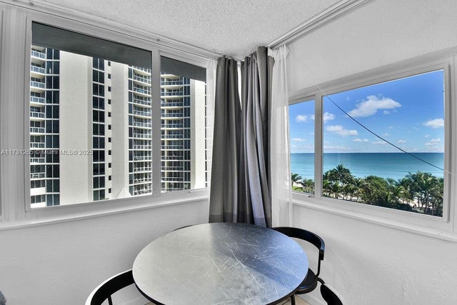 4 of 28 - 19201 Collins Ave 526, Sunny Isles Beach, FL