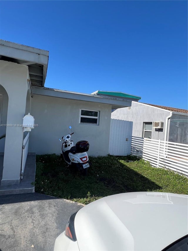 3 of 46 - 720 Nw 30th Ave, Miami, FL