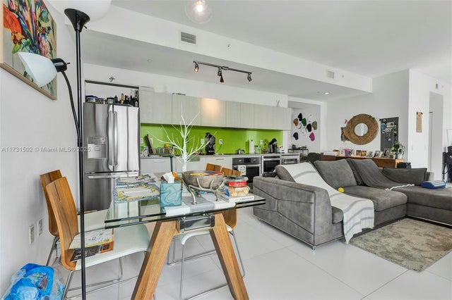 2 of 37 - 501 Ne 31 4305, Miami, FL