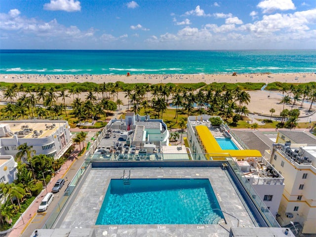 2 of 40 - 1255 Collins Ave 304, Miami Beach, FL