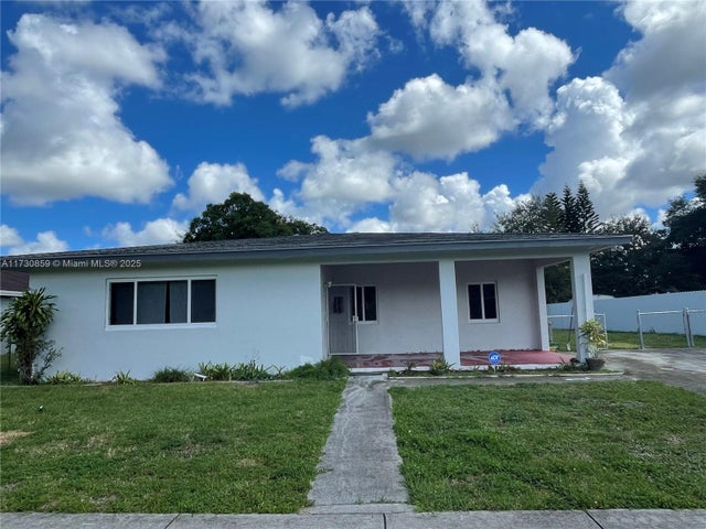 1 of 9 - 16025 Nw 20th Ave, Miami Gardens, FL